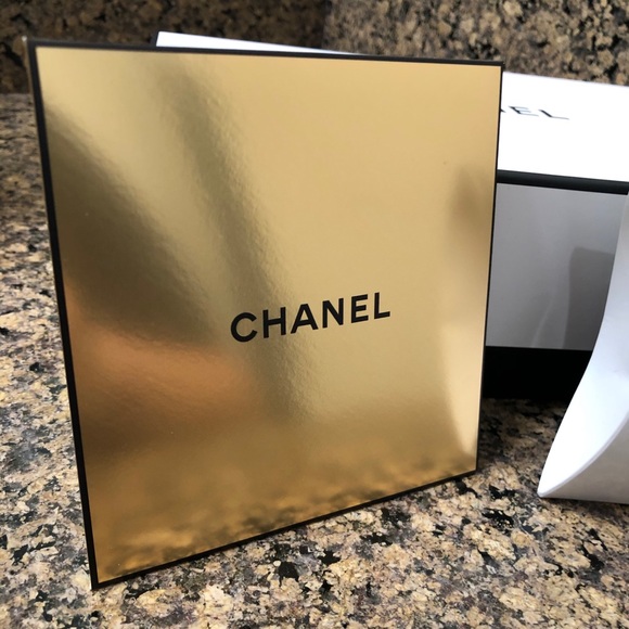 CHANEL Medium Gift Box + 2 Boxes + CC Envelope - Picture 7 of 16